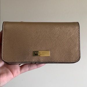 Henri Bendel rose wallet
